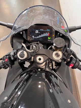 BMW S1000RR 2026 Negra