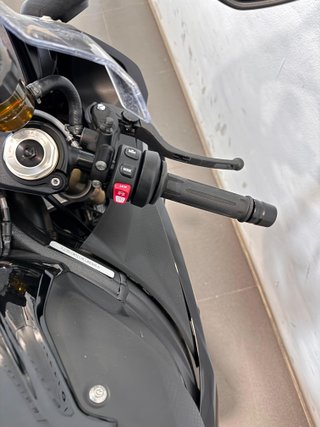 BMW S1000RR 2026 Negra