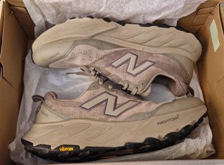 Zapatillas New Balance Hierro X V9 Gris/marrón