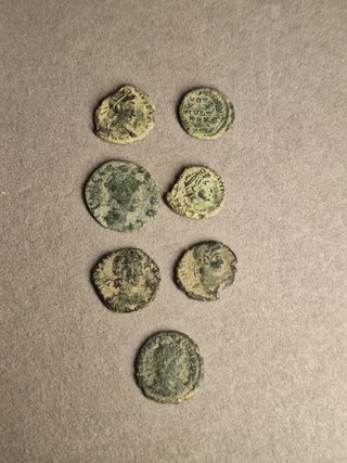 Lote de monedas romanas para limpiar e identificar