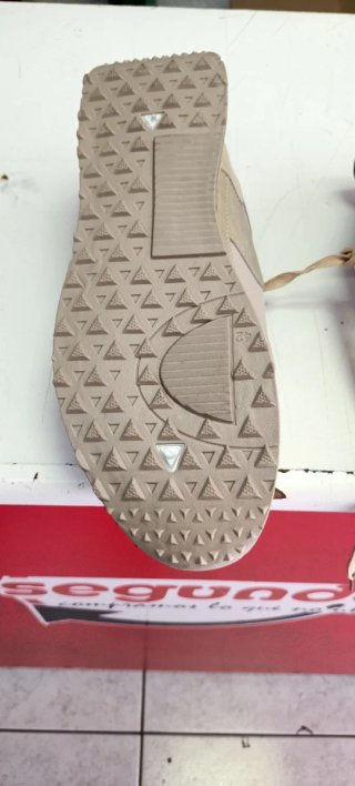 Zapatillas Inside Beige y Blanco