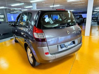 RENAULT Scenic Confort Dynamique 1.5dCi105 EU4