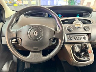 RENAULT Scenic Confort Dynamique 1.5dCi105 EU4