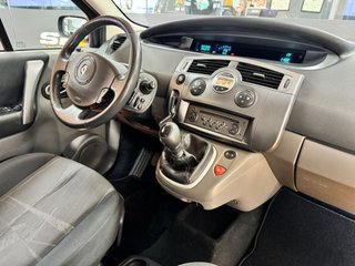RENAULT Scenic Confort Dynamique 1.5dCi105 EU4