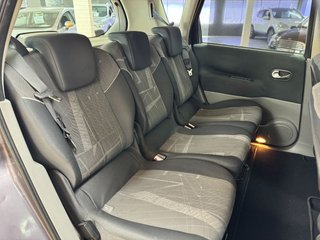 RENAULT Scenic Confort Dynamique 1.5dCi105 EU4