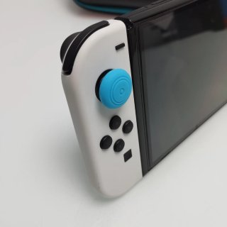 Nintendo Switch Roja y Blanca
