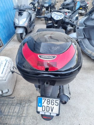 DESPIECE Honda SH 125cc 2005 Negra