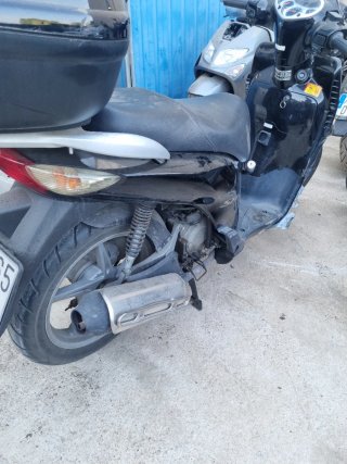 DESPIECE Honda SH 125cc 2005 Negra