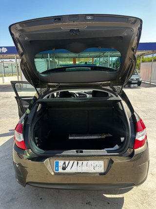 Citroën C4 1.6 HDi 114 CV Automático
