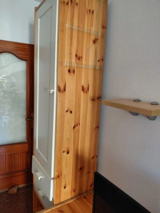 Mueble de salón madera y cristal