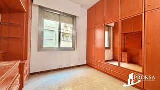 Piso en venta en El Camp de l'Arpa del Clot en Barcelona