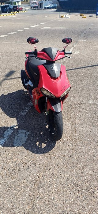Moto mitt 125
