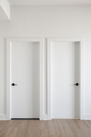 MONTADOR DE PUERTAS Y PARQUET INSTALADOR