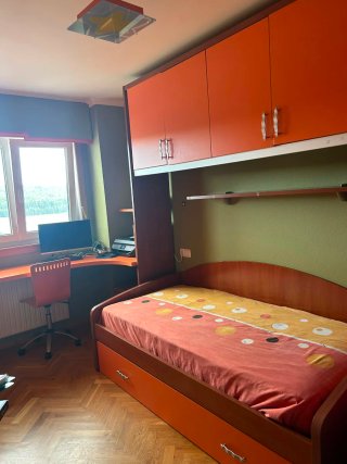 Dormitorio completo: Cama nido y escritorio