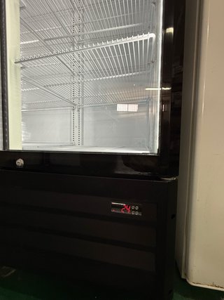 Armario expositor refrigerado 3 puertas