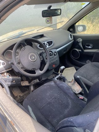 Renault Clio 2007 accidentado