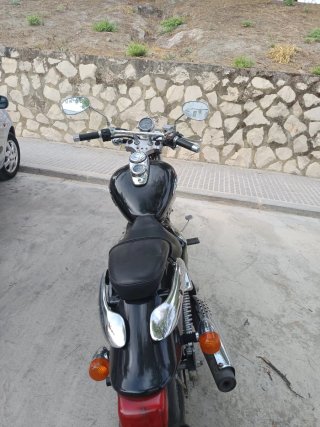 Kymco 125 Cruiser Negra