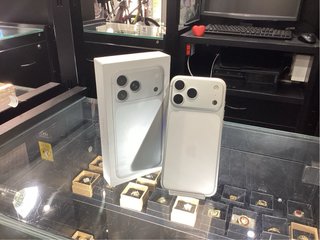 iPhone 17 Pro Max 256GB Plata