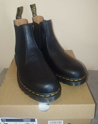 Dr. Martens 2976 Ambassador Chelsea Boots