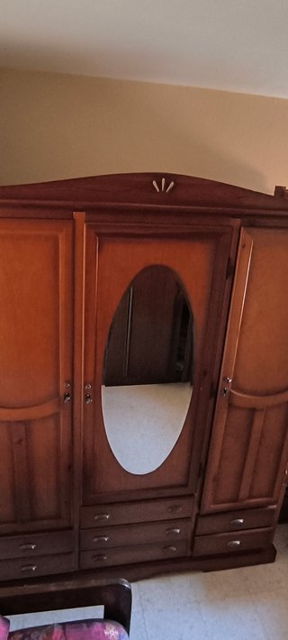 Armario madera 3 puertas espejo y cajones