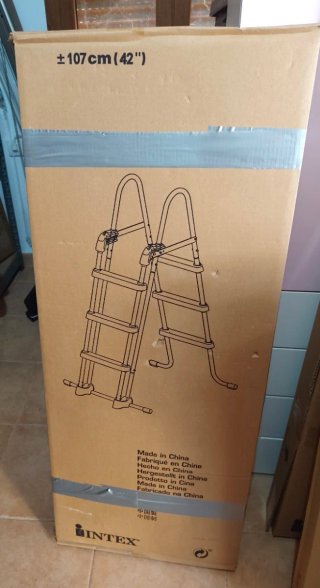 Escalera Intex para Piscina 107 cm