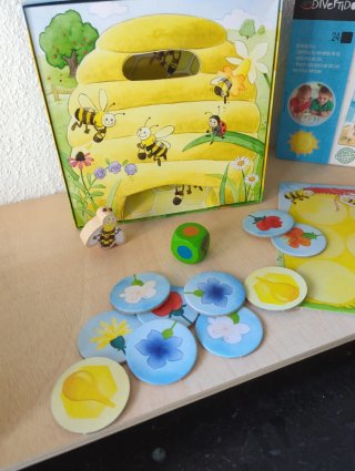 Juego HABA La abeja Adela + Estaciones