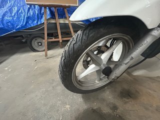 Suzuki Sixteen Maxi Scooter