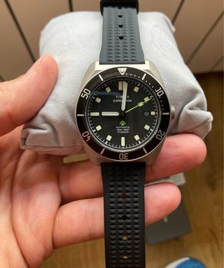 Reloj Timex Expedition Automático Titanio