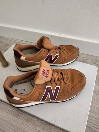Zapatillas New Balance 996 camel y granate