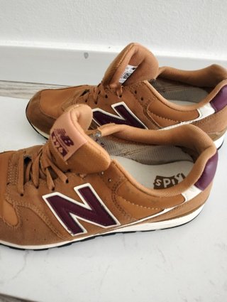Zapatillas New Balance 996 camel y granate