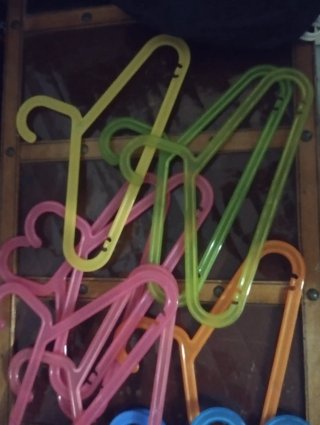 30 Perchas Ikea Plástico Colores Variados
