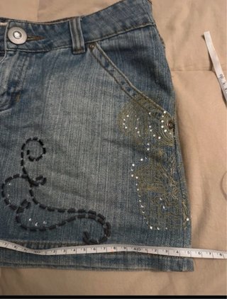 Faldita vaquera bordada talla 36