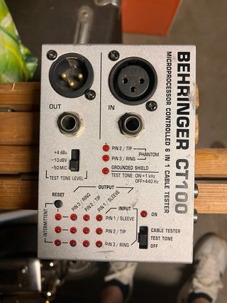 Behringer CT100 Tester Cavi Audio