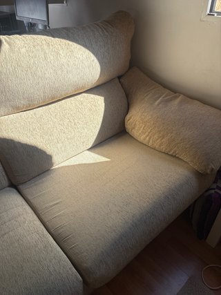 Sofá de 2 plazas beige