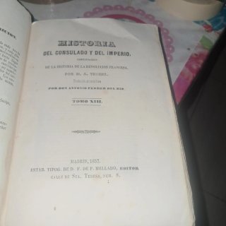 Antiguo libro de historia año 1857