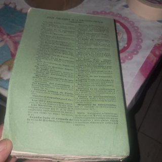 Antiguo libro de historia año 1857