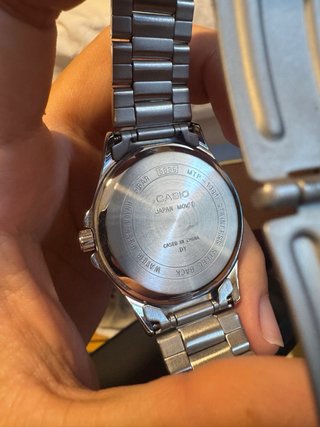 Reloj Casio Plata Día/Fecha