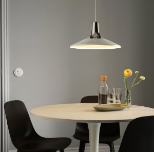 Lámpara techo IKEA FYRTIOFYRA efecto cromado 38 cm