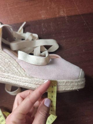 Alpargatas rosas nuevas