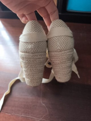 Alpargatas rosas nuevas