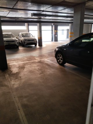 Alquilo plaza garaje c/ Marathon 6. Metro Suances