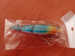 5 señuelos de pesca articulados
