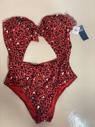 Bañador Hollister Animal Print