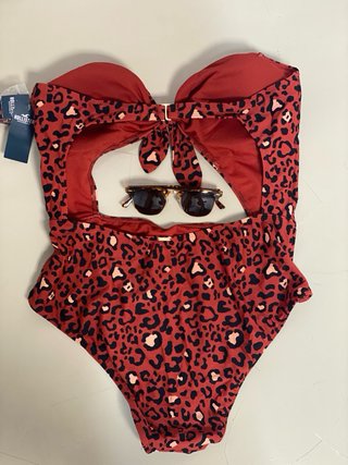 Bañador Hollister Animal Print