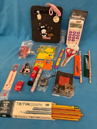 Set scuola: cancelleria e accessori