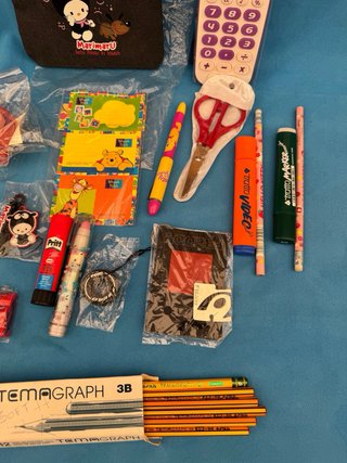 Set scuola: cancelleria e accessori