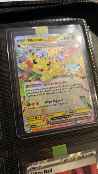Carta Pokémon Pikachu EX 200 HP Corazón Resuelto