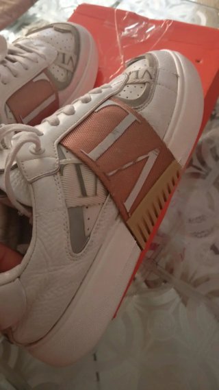 Sneakers Valentino Bianche e Rosa