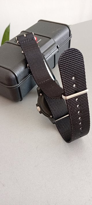 Reloj Luminox Caballero Negro Verde militar