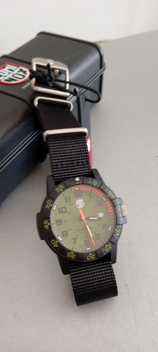 Reloj Luminox Caballero Negro Verde militar